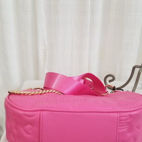 Exclusive Juicy Couture Puff Haft Moon Crossbody Style: 11JCCMLMX-LJP - Picture 8 of 16